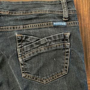 BandolinoBlu Capri Pants